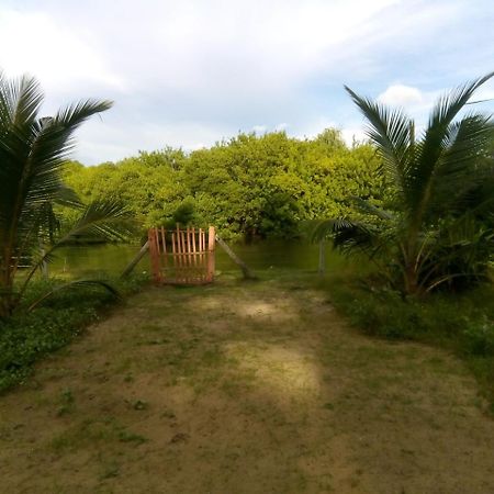 Aqua Front Yala Resort Kirinda  Esterno foto