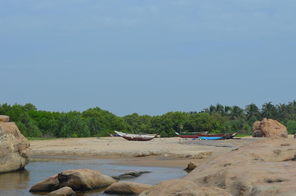 Aqua Front Yala Resort Kirinda  Esterno foto